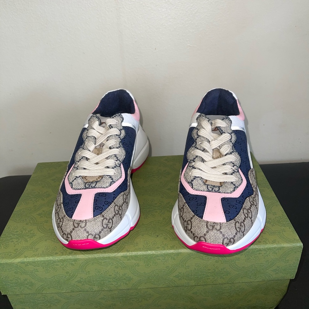 Women's GG rhyton sneakers